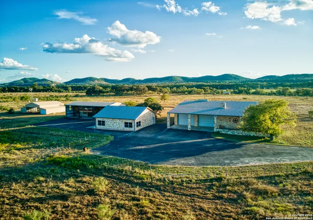 Photo 3 of House for sale at 192 Fm 2828, Medina, TX 78055 | MLS# 1911137 | Listing updated on 2026-09-10