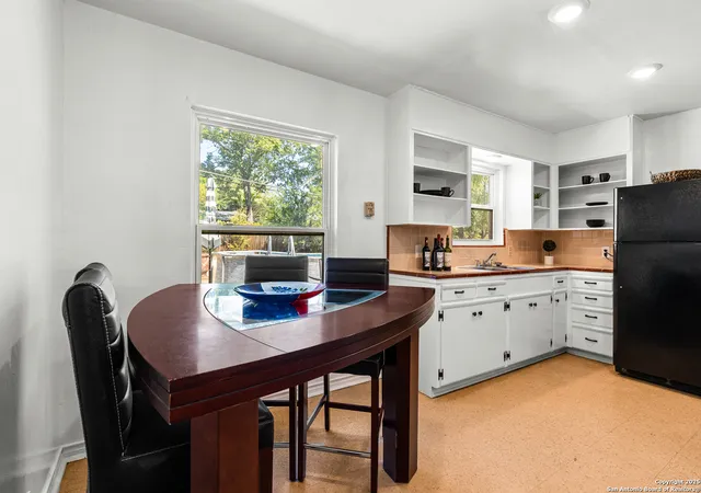 Photo 4 of Sale Pending at 4527 Newcome, San Antonio, TX 78229 | MLS# 1911169 | Listing updated on 2026-03-31