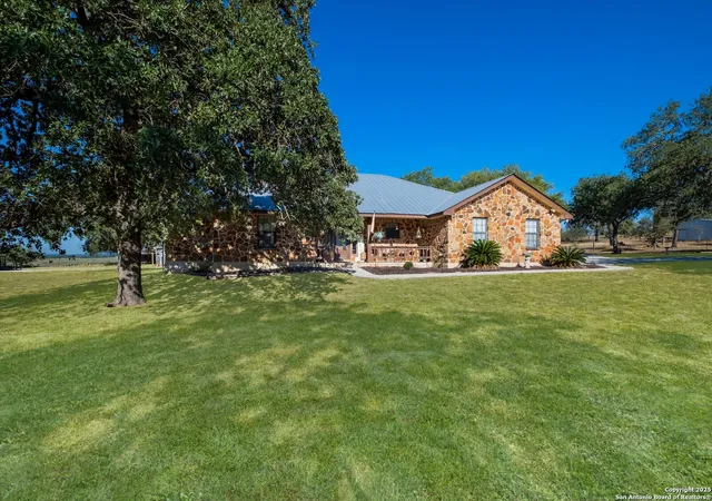 2nd image of 172 Home Pl, Adkins, TX 78101 | MLS# 1911172