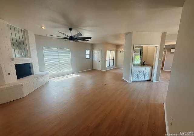 Photo 4 of Sale Pending at 11919 Caraway Cove, San Antonio, TX 78213 | MLS# 1911191 | Listing updated on 2025-10-08