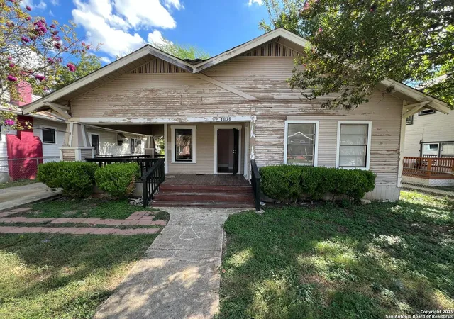 Homes for sale in San Antonio, TX | 1036 Hammond, San Antonio, TX 78210 | MLS# 1911194