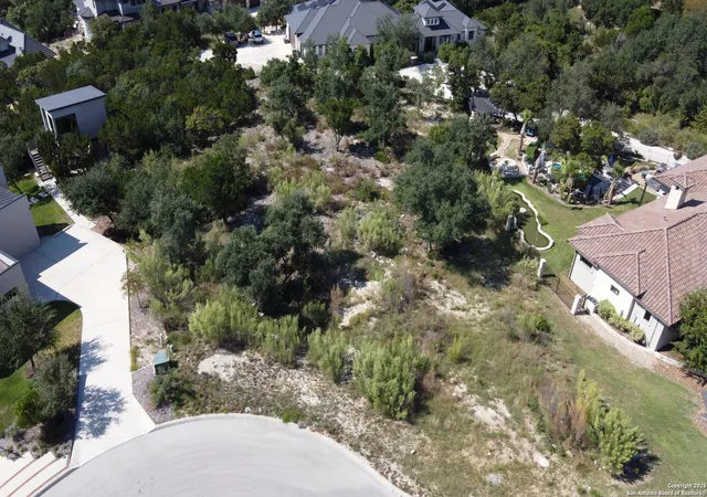 Photo 4 of Single family home for sale at 10107 Emily, San Antonio, TX 78255 | MLS# 1911224 | Listing updated on 2026-03-23