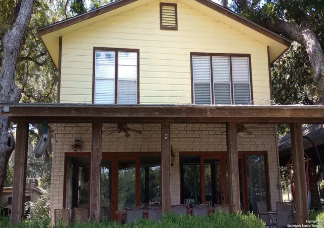 2nd image of 319 Lake Placid, Seguin, TX 78155 | MLS# 1911251