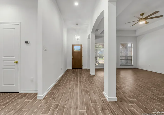 Photo 4 of Single family home for sale at 111 Westwood, San Antonio, TX 78218 | MLS# 1911274 | Listing updated on 2026-06-22