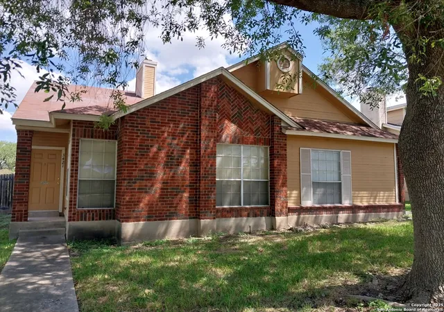 Photo 1 of Sale Pending at 3421 Ridge Country, San Antonio, TX 78247 | MLS# 1911278 | Listing updated on 2025-09-29