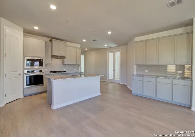 Photo 1 of Sale Pending at 1661 Couser Ave, New Braunfels, TX 78132 | MLS# 1911302 | Listing updated on 2026-03-30