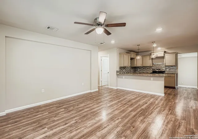 Photo 4 of Sale Pending at 122 Adrian Dr, San Antonio, TX 78213 | MLS# 1911339 | Listing updated on 2026-02-02