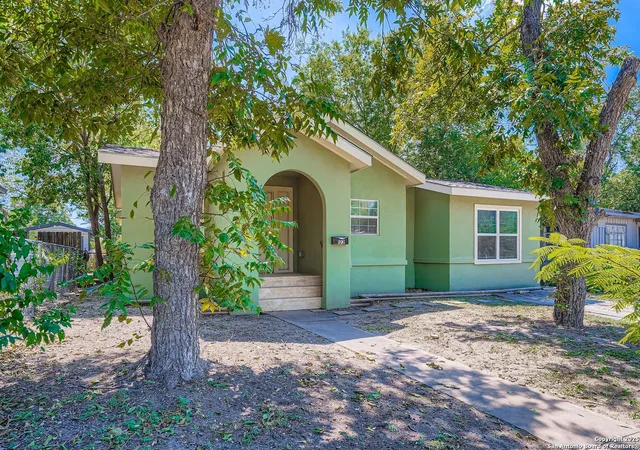 1st image of 122 Adrian Dr, San Antonio, TX 78213 | MLS# 1911339