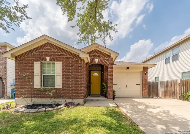 Photo 1 of Sale Pending at 3972 Trinity Trl, New Braunfels, TX 78132 | MLS# 1911342 | Listing updated on 2025-12-15