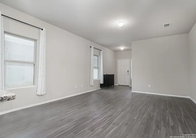 5th image of 5510 Daniel, Saint Hedwig, TX 78152 | MLS# 1911356