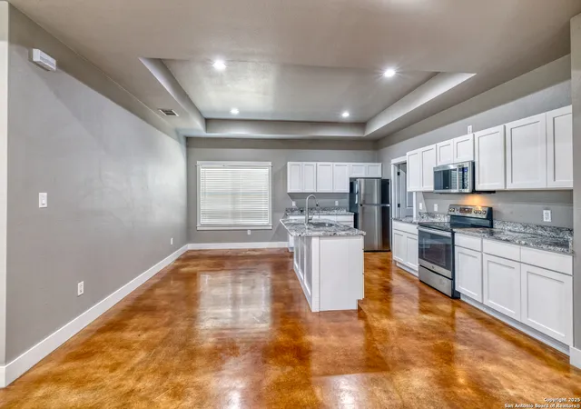 5th image of 413 Guajillo, Uvalde, TX 78801 | MLS# 1911388