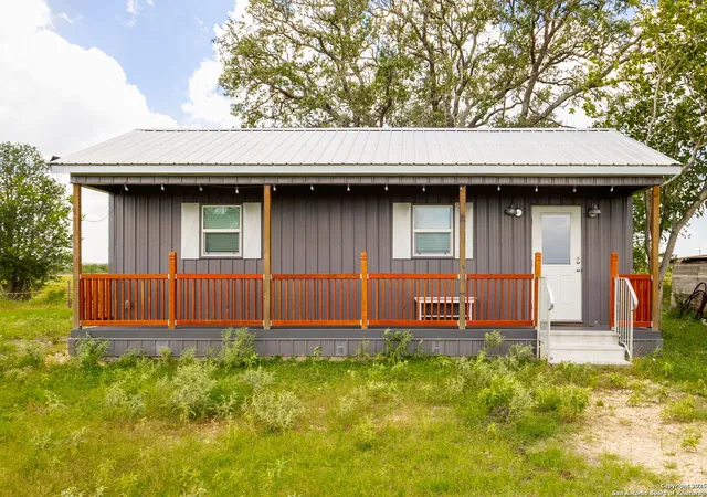 4th image of 735 Old Zorn, San Marcos, TX 78666 | MLS# 1911401