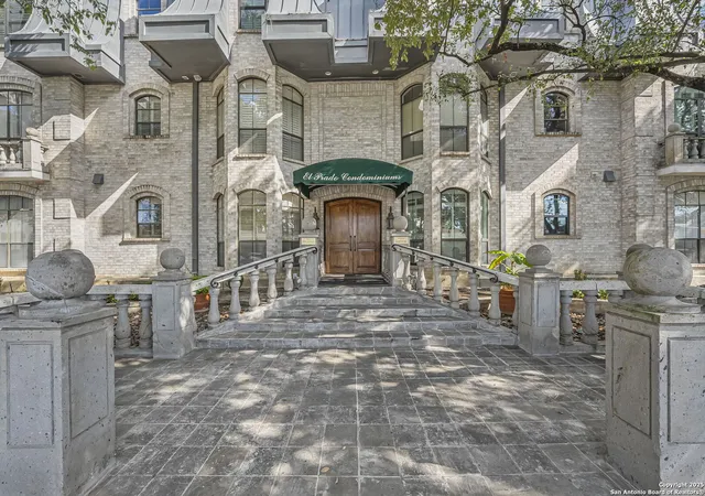 Homes for sale in San Antonio, TX | 100 W El Prado #216, San Antonio, TX 78212 | MLS# 1911430
