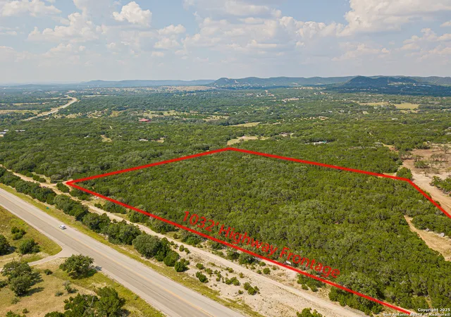 2nd image of 14618 S State Hwy 16, Pipe Creek, TX 78063 | MLS# 1911474