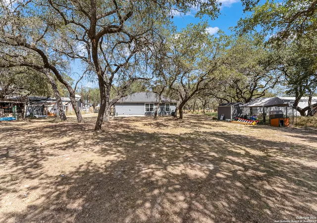 21st image of 105 Brite Ln, Poteet, TX 78065 | MLS# 1911568