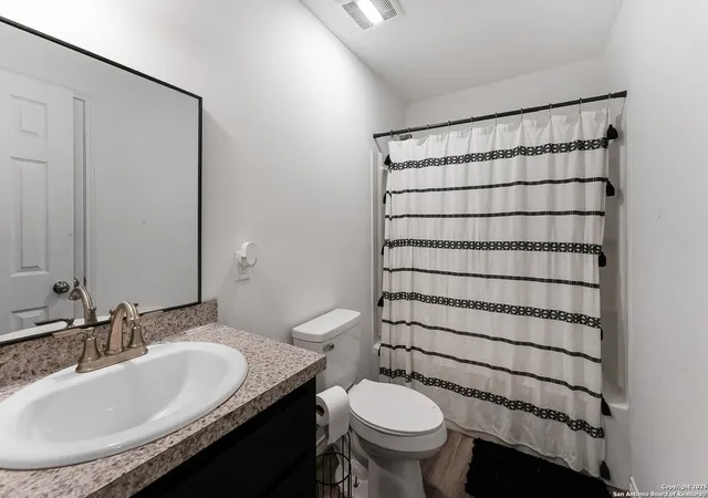 4th image of 105 Brite Ln, Poteet, TX 78065 | MLS# 1911568