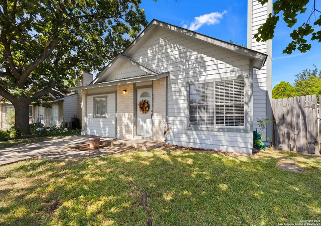 Photo 3 of Single family home for sale at 8015 Big Bend, San Antonio, TX 78250 | MLS# 1911570 | Listing updated on 2026-04-19