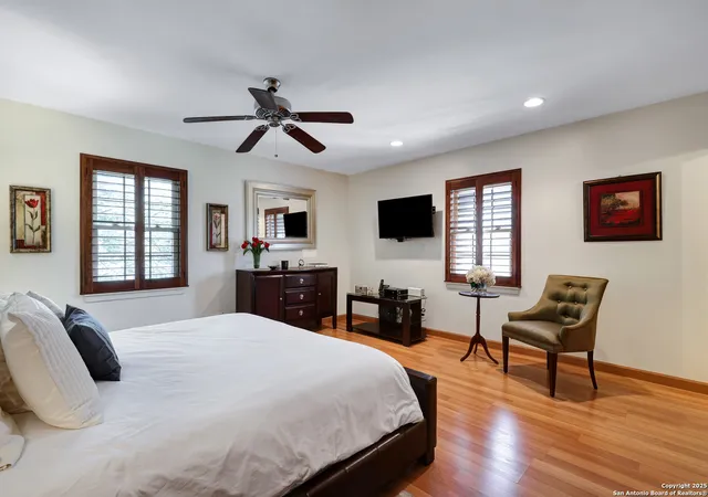 2nd image of 8715 Starcrest #19, San Antonio, TX 78217 | MLS# 1911607