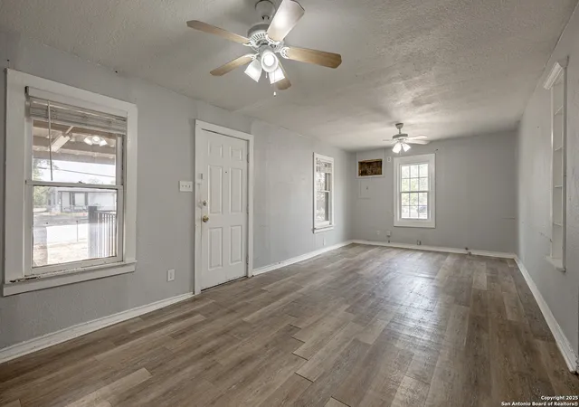 Photo 4 of Single family home for sale at 643 E Ashley, San Antonio, TX 78221 | MLS# 1911608 | Listing updated on 2025-10-28