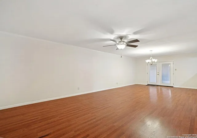 5th image of 3306 Herlinda Dr, San Antonio, TX 78228 | MLS# 1911625