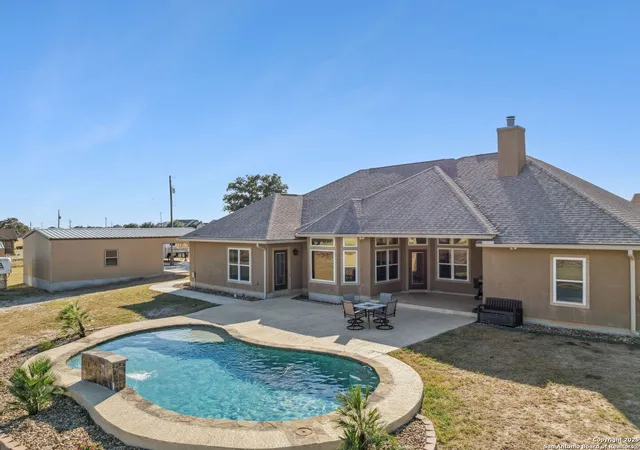 Photo 1 of Sale Pending at 131 Scenic Hills, La Vernia, TX 78121 | MLS# 1911648 | Listing updated on 2025-10-13