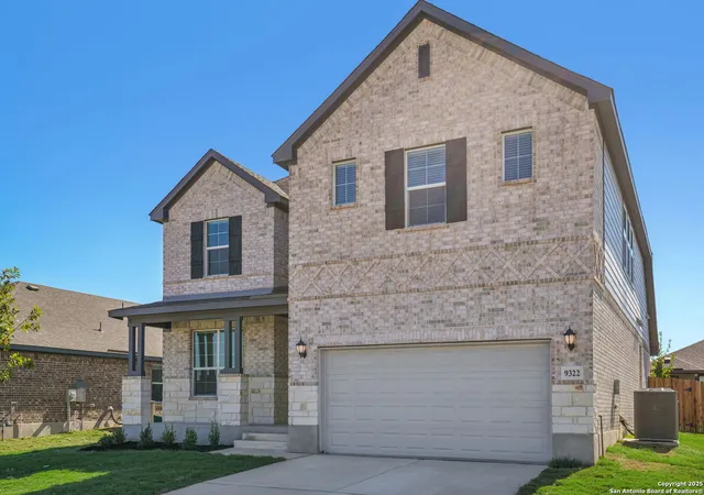 Photo 3 of Sale Pending at 9322 Quail Crst Dr, Schertz, TX 78154 | MLS# 1911662 | Listing updated on 2025-12-23