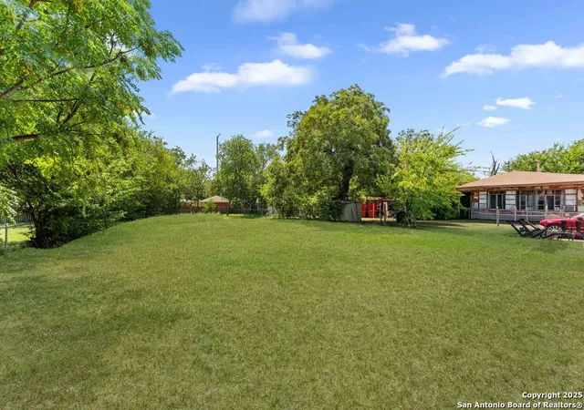 Photo 4 of Land for sale at 1816 Hays St, San Antonio, TX 78202 | MLS# 1911684 | Listing updated on 2026-03-09