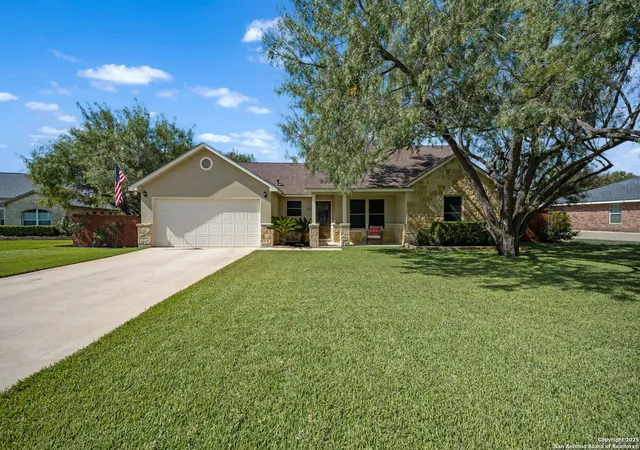 1st image of 204 La Parita Ct, Jourdanton, TX 78026 | MLS# 1911692
