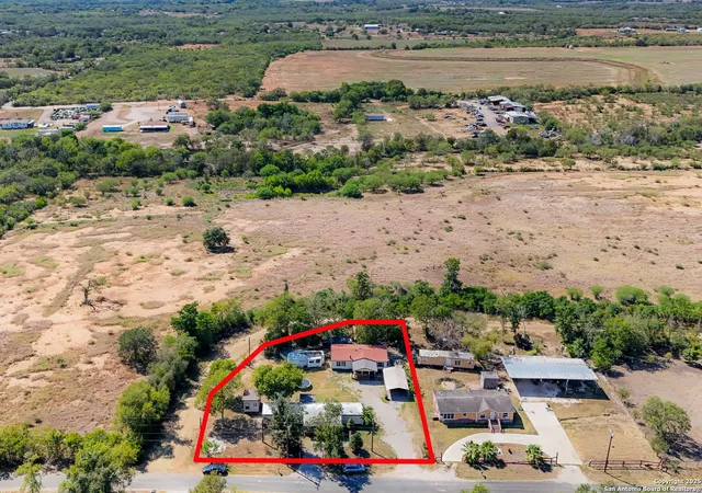 Photo 1 of Manufactured home for sale at 12925 Luckey Rd, Atascosa, TX 78002 | MLS# 1911724 | Listing updated on 2025-11-23