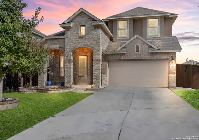 Photo 2 of Sale Pending at 12510 Hillside Ranch, San Antonio, TX 78254 | MLS# 1911741 | Listing updated on 2025-11-09