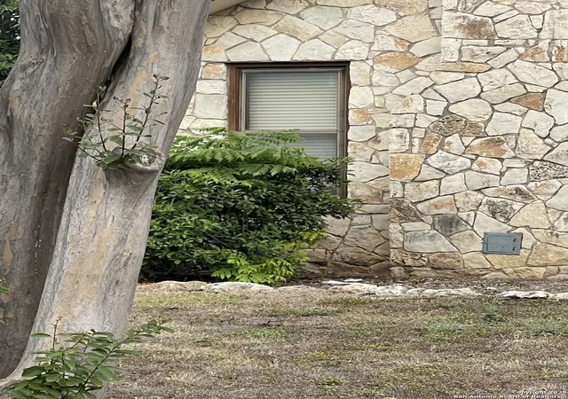 3rd image of 2209 Sacramento, San Antonio, TX 78201 | MLS# 1911764
