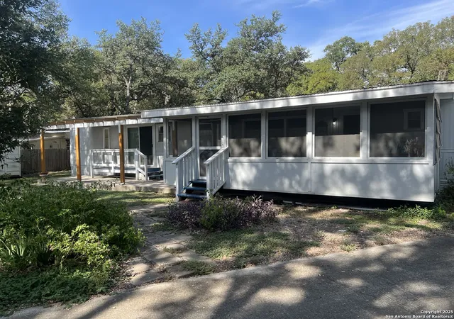 Photo 4 of Sale Pending at 7411 Gregory Cir, San Antonio, TX 78257 | MLS# 1911765 | Listing updated on 2025-10-20