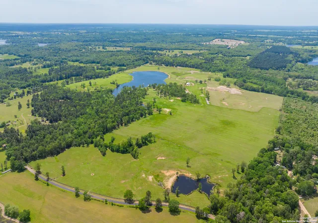 Photo 2 of Land for sale at 550 Vz County Road 4707, Lampasas, TX 75754 | MLS# 1911788 | Listing updated on 2025-12-01