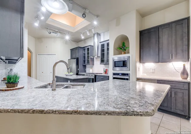 Photo 4 of Sale Pending at 2710 Trinity Rdg, San Antonio, TX 78261 | MLS# 1911790 | Listing updated on 2025-12-08