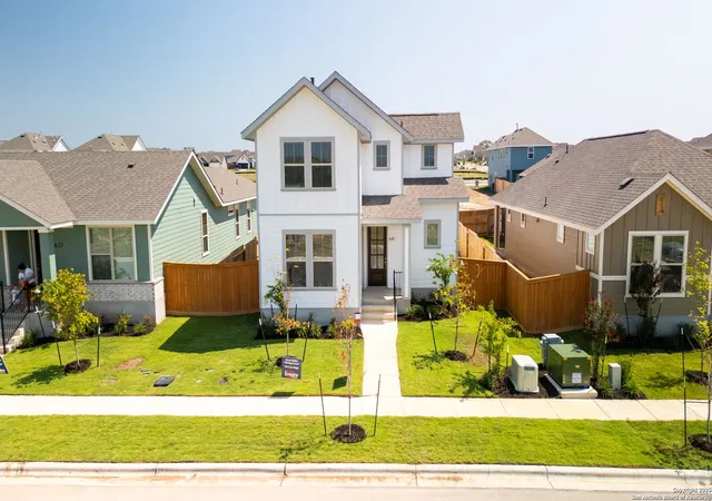 Photo 1 of Single family home for sale at 641 Salamander St, San Marcos, TX 78666 | MLS# 1911837 | Listing updated on 2026-02-27