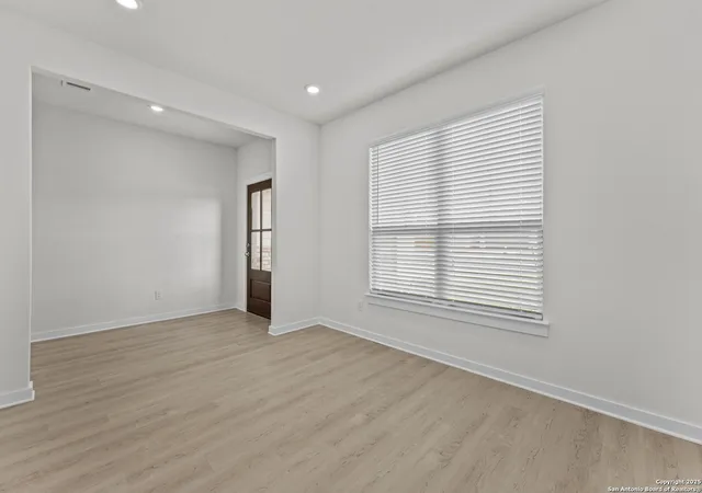 Photo 3 of Single family home for sale at 420 Salamander St, San Marcos, TX 78666 | MLS# 1911860 | Listing updated on 2026-01-23