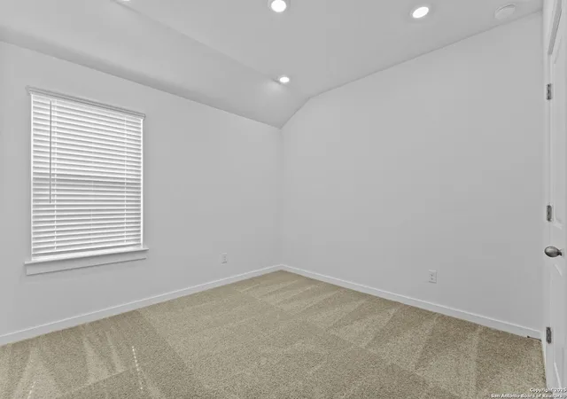 Photo 3 of Single family home for sale at 424 Salamander St, San Marcos, TX 78666 | MLS# 1911867 | Listing updated on 2026-01-23