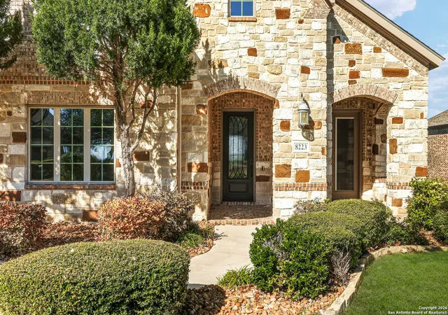 Photo 3 of Sale Pending at 8223 Winecup Hl, San Antonio, TX 78256 | MLS# 1911870 | Listing updated on 2026-02-22