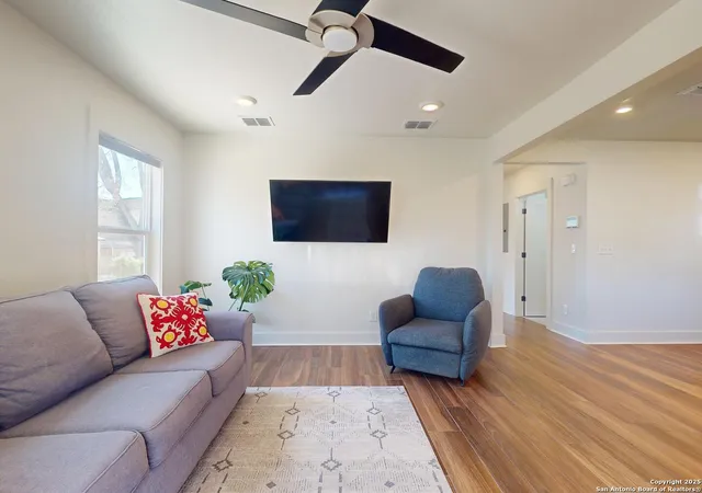 5th image of 138 New Haven, San Antonio, TX 78209 | MLS# 1911878