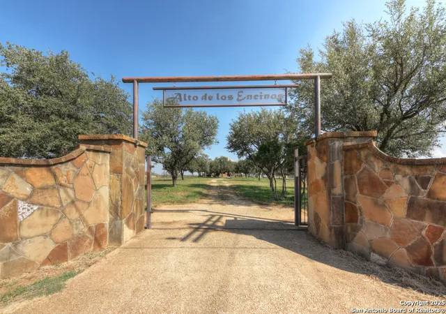 1st image of 6887 Von Ormy, Von Ormy, TX 78073 | MLS# 1911887