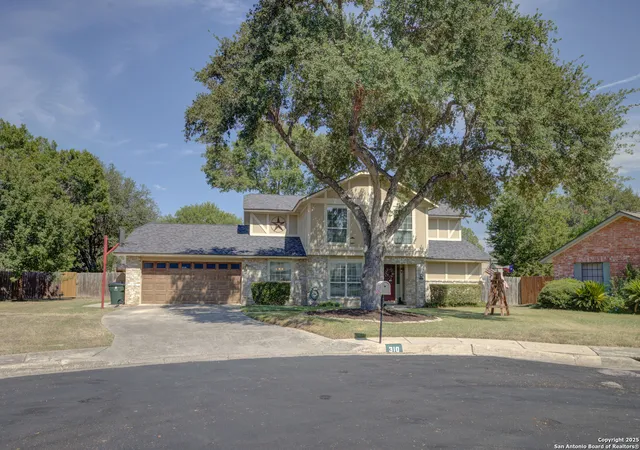2nd image of 310 Stoneham Circle, Seguin, TX 78155 | MLS# 1911916