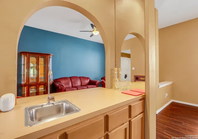 Photo 4 of Sale Pending at 15306 Spring Fls, San Antonio, TX 78247 | MLS# 1911989 | Listing updated on 2025-10-16