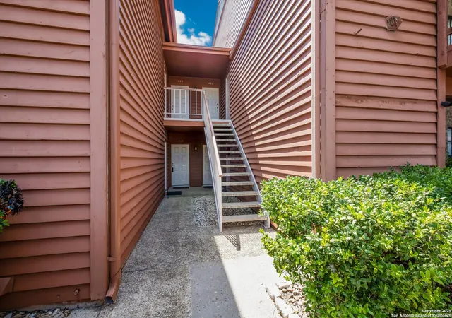 Photo 2 of Sale Pending at 13018 Heimer #421, San Antonio, TX 78216 | MLS# 1912016 | Listing updated on 2026-01-05