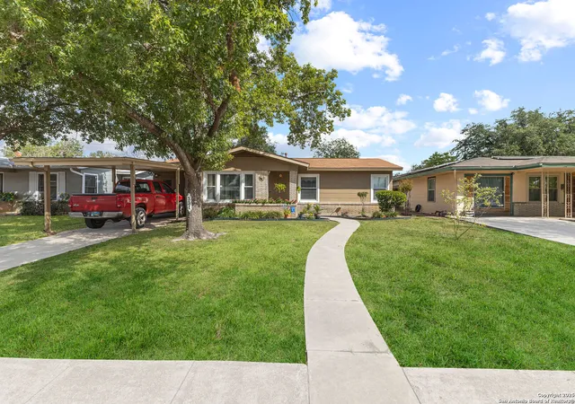 Photo 1 of Sale Pending at 331 Craigmont, San Antonio, TX 78213 | MLS# 1912023 | Listing updated on 2025-11-14