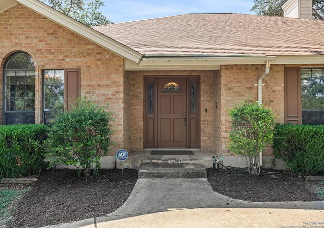 3rd image of 20117 Hoya Lane, San Antonio, TX 78266 | MLS# 1912032