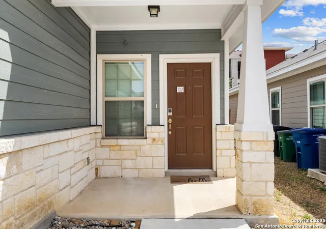 Photo 3 of Single family home for sale at 9938 Rancho Real, San Antonio, TX 78224 | MLS# 1912051 | Listing updated on 2026-04-02