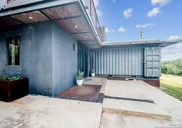 1st image of 232 Spring Rd, Fredericksburg, TX 78624 | MLS# 1912067