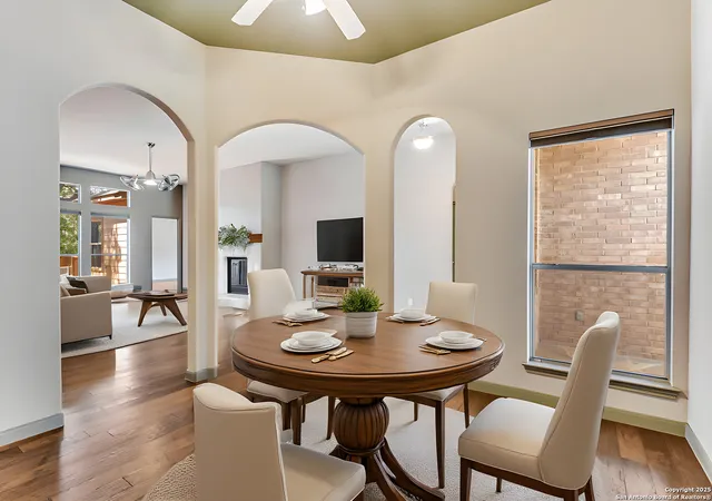 Photo 2 of Sale Pending at 27919 Sonoma Ambre, Boerne, TX 78015 | MLS# 1912075 | Listing updated on 2025-11-03