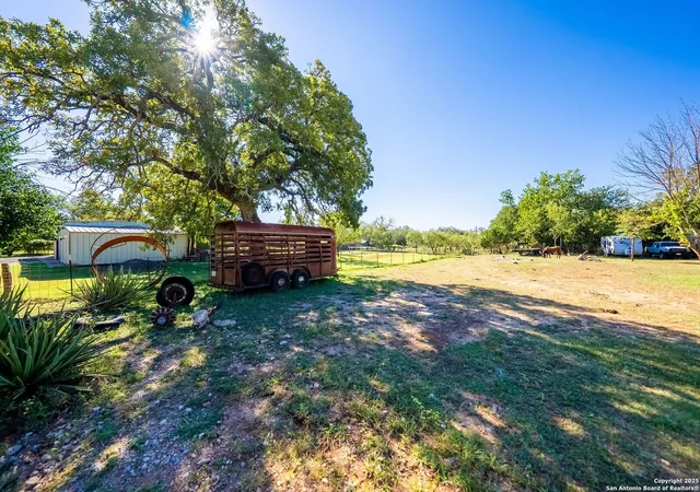 41st image of 461 Shortys Ln, Fredericksburg, TX 78624 | MLS# 1912086