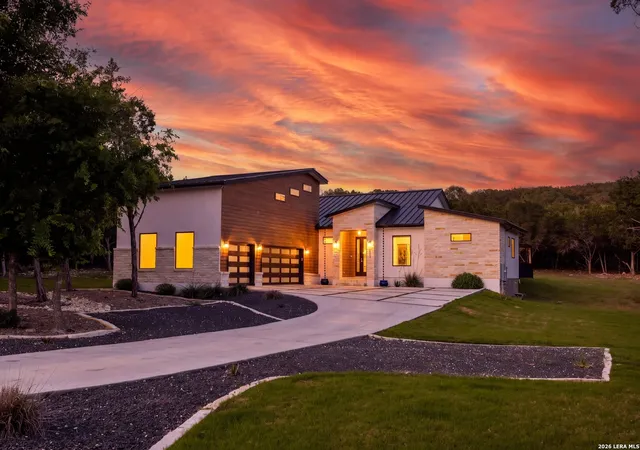 Photo 3 of Single family home for sale at 845 Coronado, Kerrville, TX 78028 | MLS# 1912106 | Listing updated on 2026-05-15